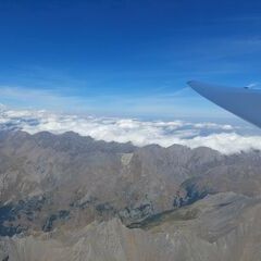 Flugwegposition um 13:36:00: Aufgenommen in der Nähe von 10054 Cesana Torinese, Turin, Italien in 3887 Meter